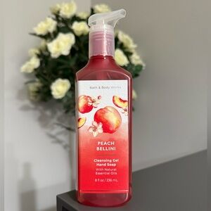 BATH & BODY WORKS Peach Bellini Cleansing Gel Hand